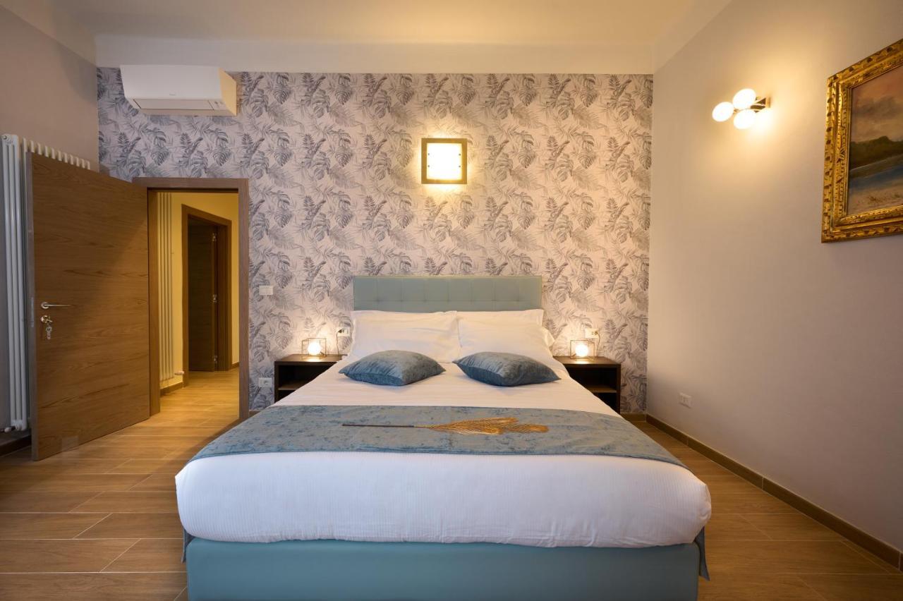 D'Azeglio 62 Luxury Rooms ボローニャ エクステリア 写真