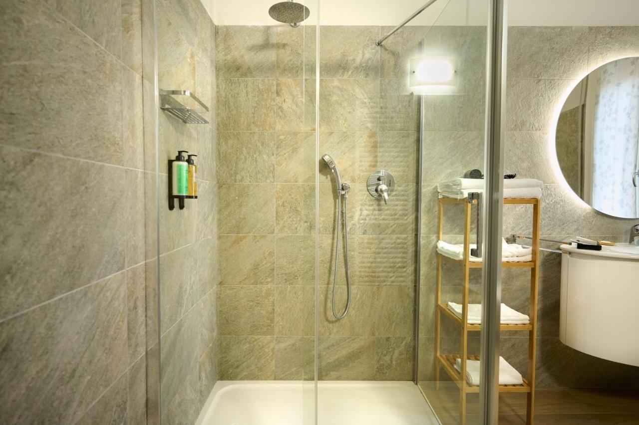D'Azeglio 62 Luxury Rooms ボローニャ エクステリア 写真
