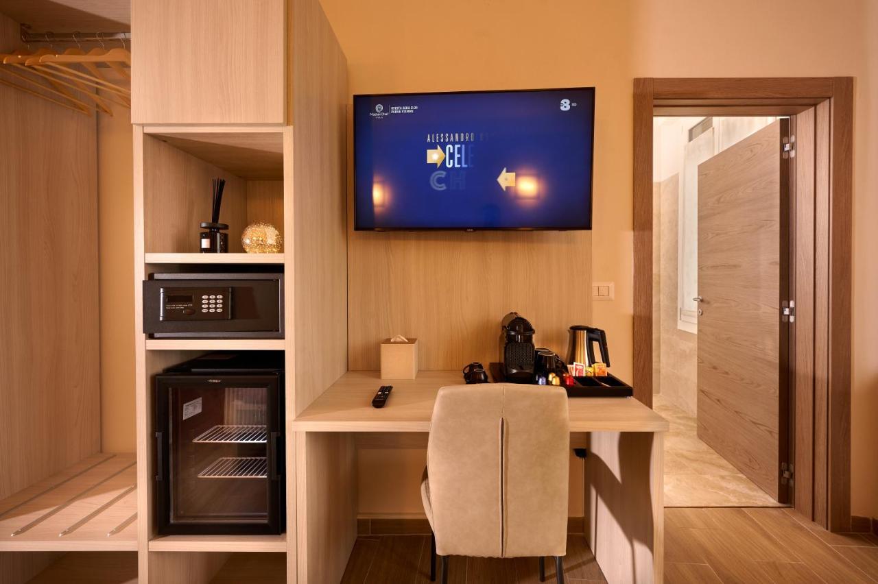 D'Azeglio 62 Luxury Rooms ボローニャ エクステリア 写真